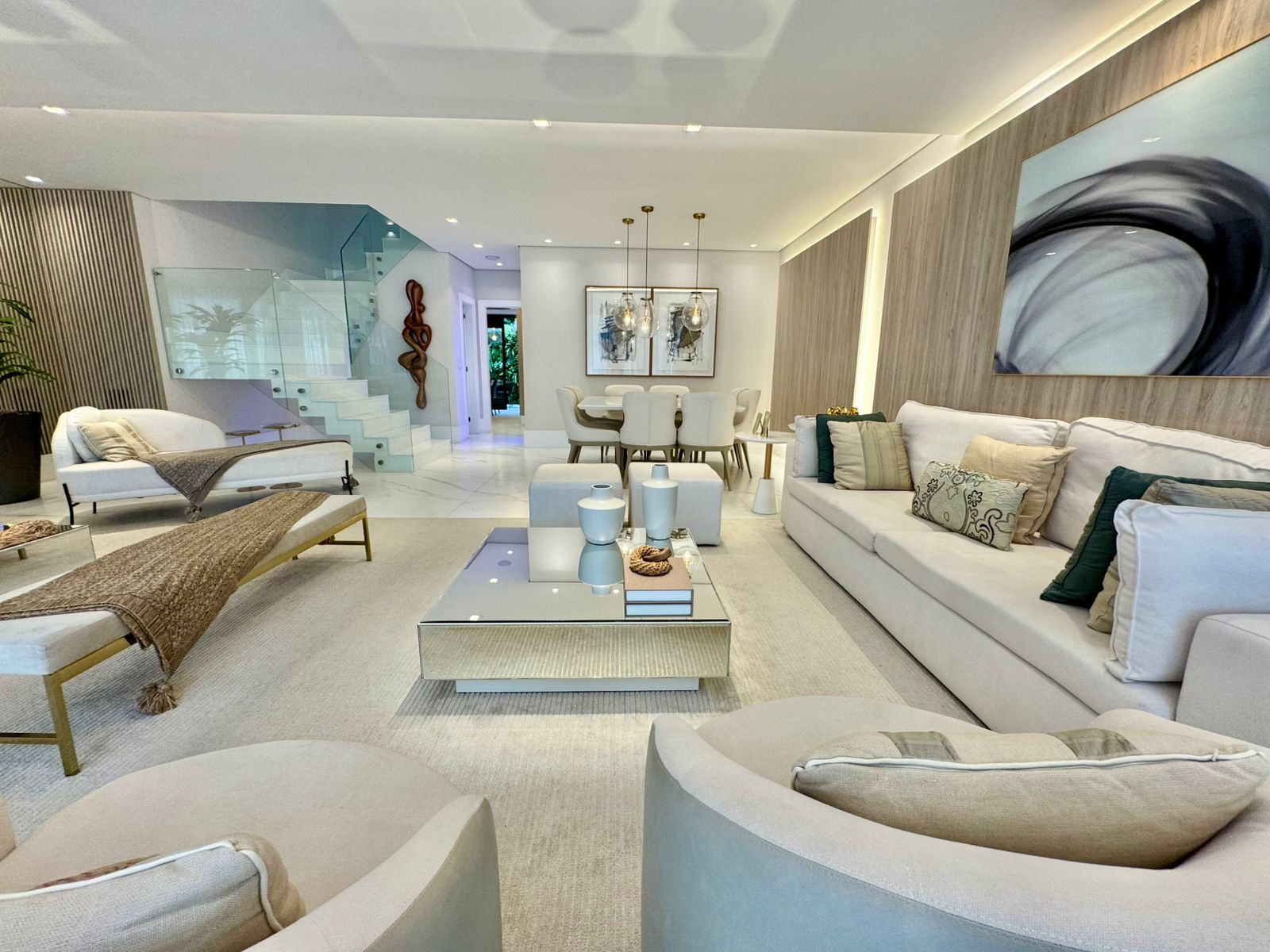 Seven Luxury Real State
